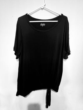 Simply Emma Black Short Sleeve Tie-Front Tee